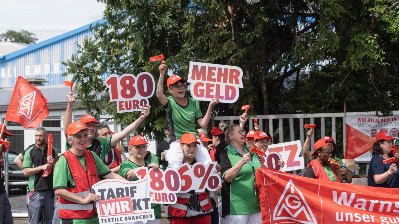 IGM-Warnstreik-Alsco-Koeln