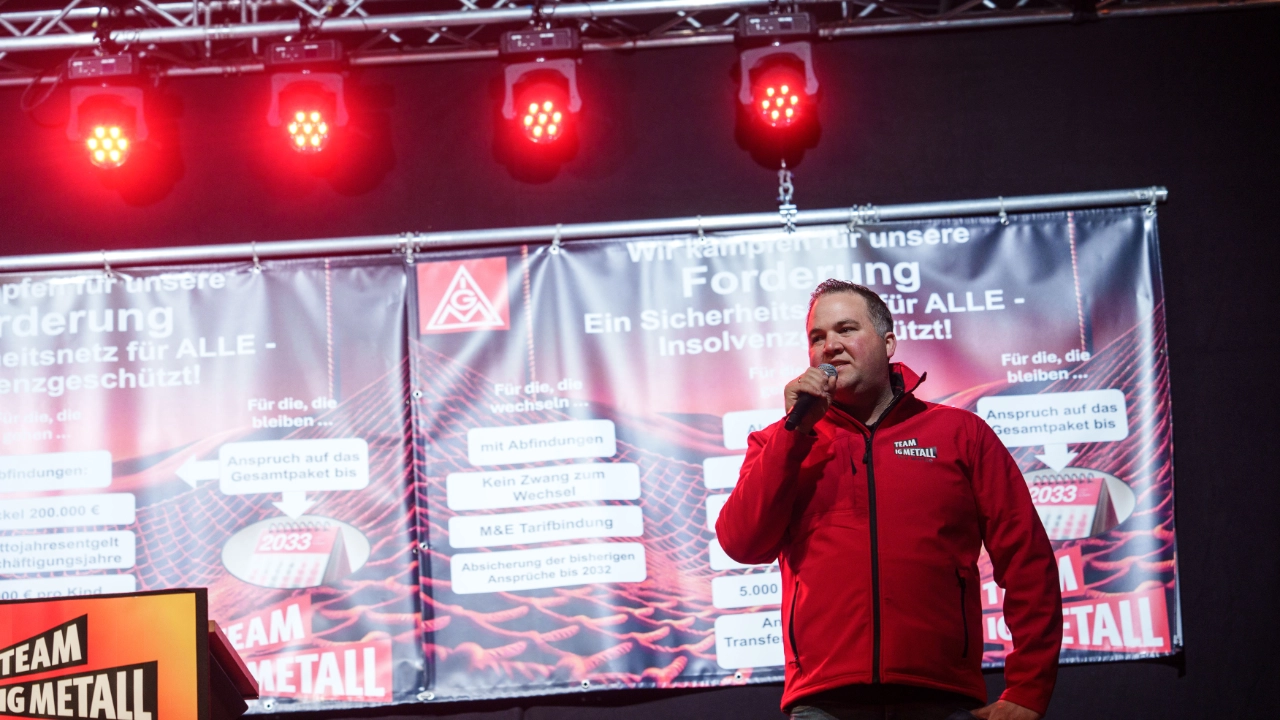 Ford-Aktion-Grabstein-Nacht-David Lüdtke