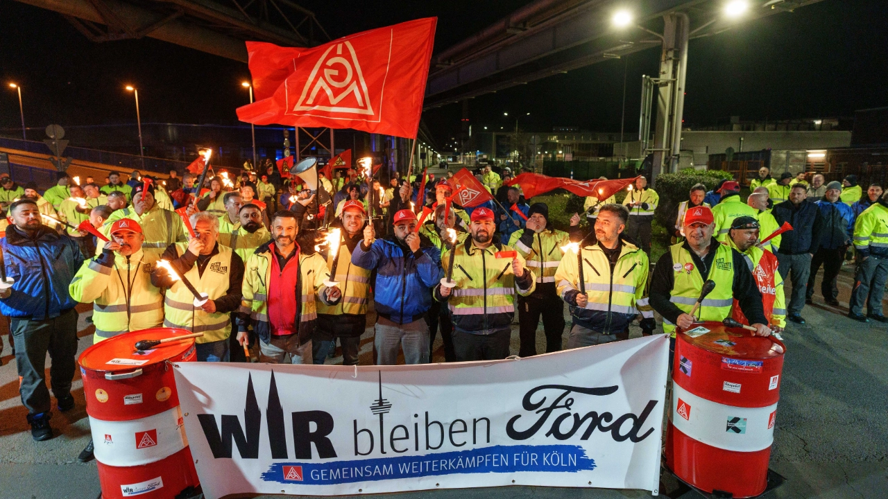 Ford-Nachtschicht-Warnstreik Banner