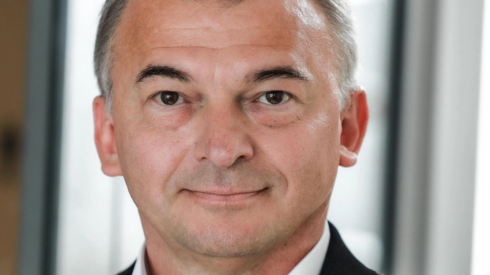 Das ist Hakan Civelek.