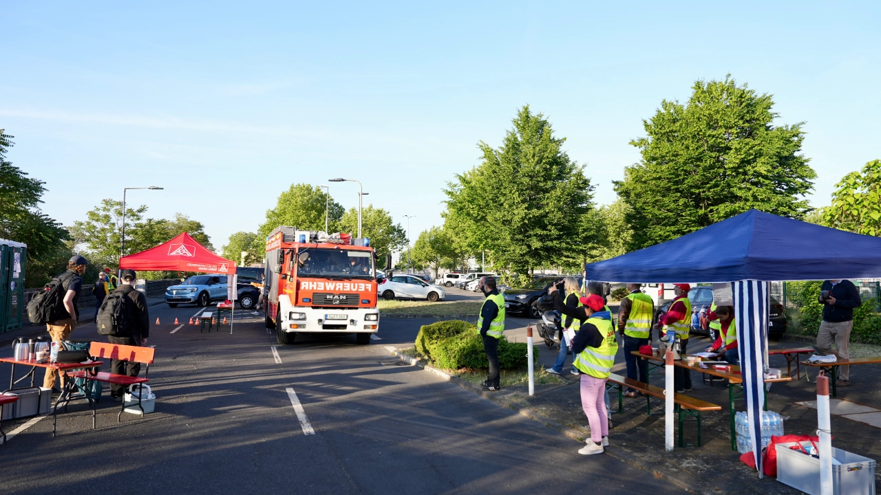 24-Stunden Streik Ford Feuerwehr 1